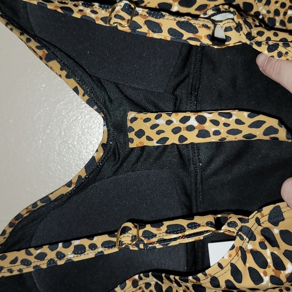 NWT On The Beach Cheetah Print tankini top - Picture 4 of 8
